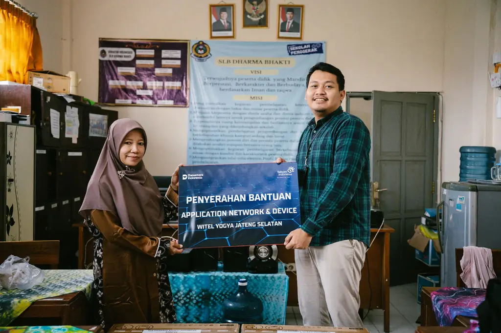 Telkom Perkuat Akses Digitalisasi Pendidikan Melalui Bantuan AND